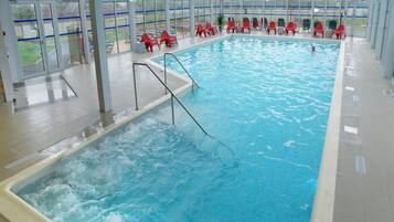 Apartment | Kolam renang | Kolam renang tertutup, kolam renang terbuka