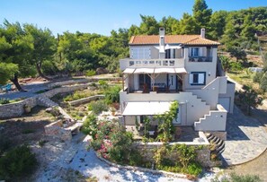 Exterior - Villa Flora Views exciting imaginations Apartment 1 Ground Floor (Alonissos)