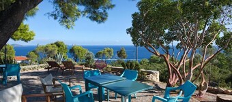 Villa Flora Views exciting imaginations Apartment 1 Ground Floor