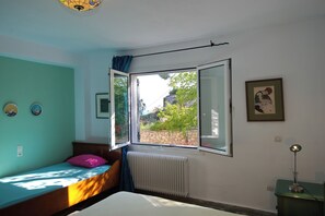 2 bedrooms, WiFi - Villa Flora Views exciting imaginations Apartment 1 Ground Floor (Alonissos)