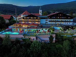 Front of property - evening/night