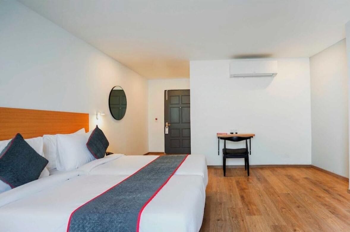 Free WiFi, bed sheets