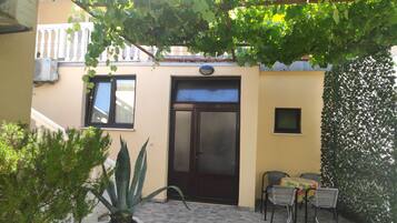 Standard Apartment, 2 Bedrooms | Terrace/patio