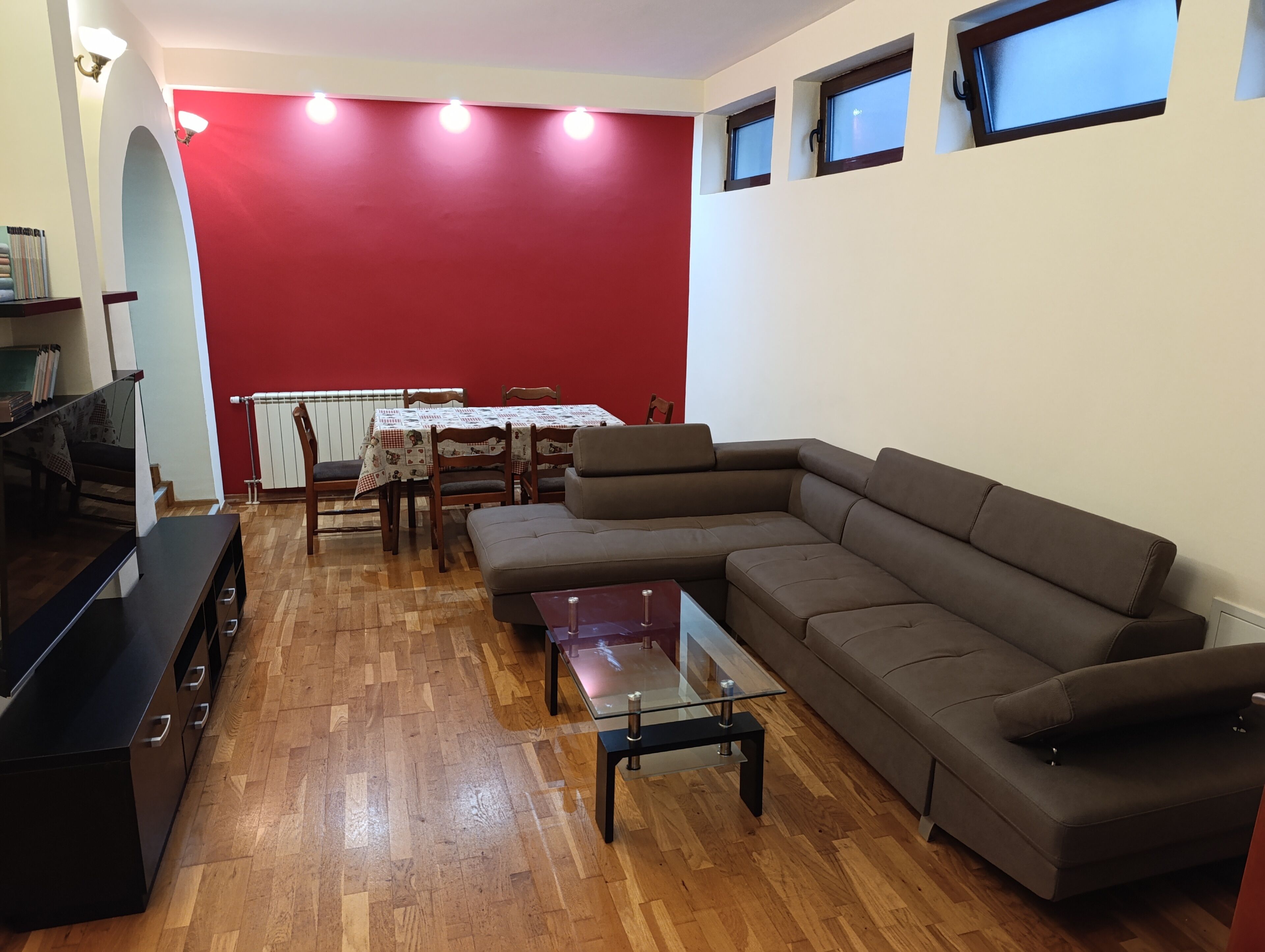 Standard-Apartment, 2 Schlafzimmer | Wohnbereich