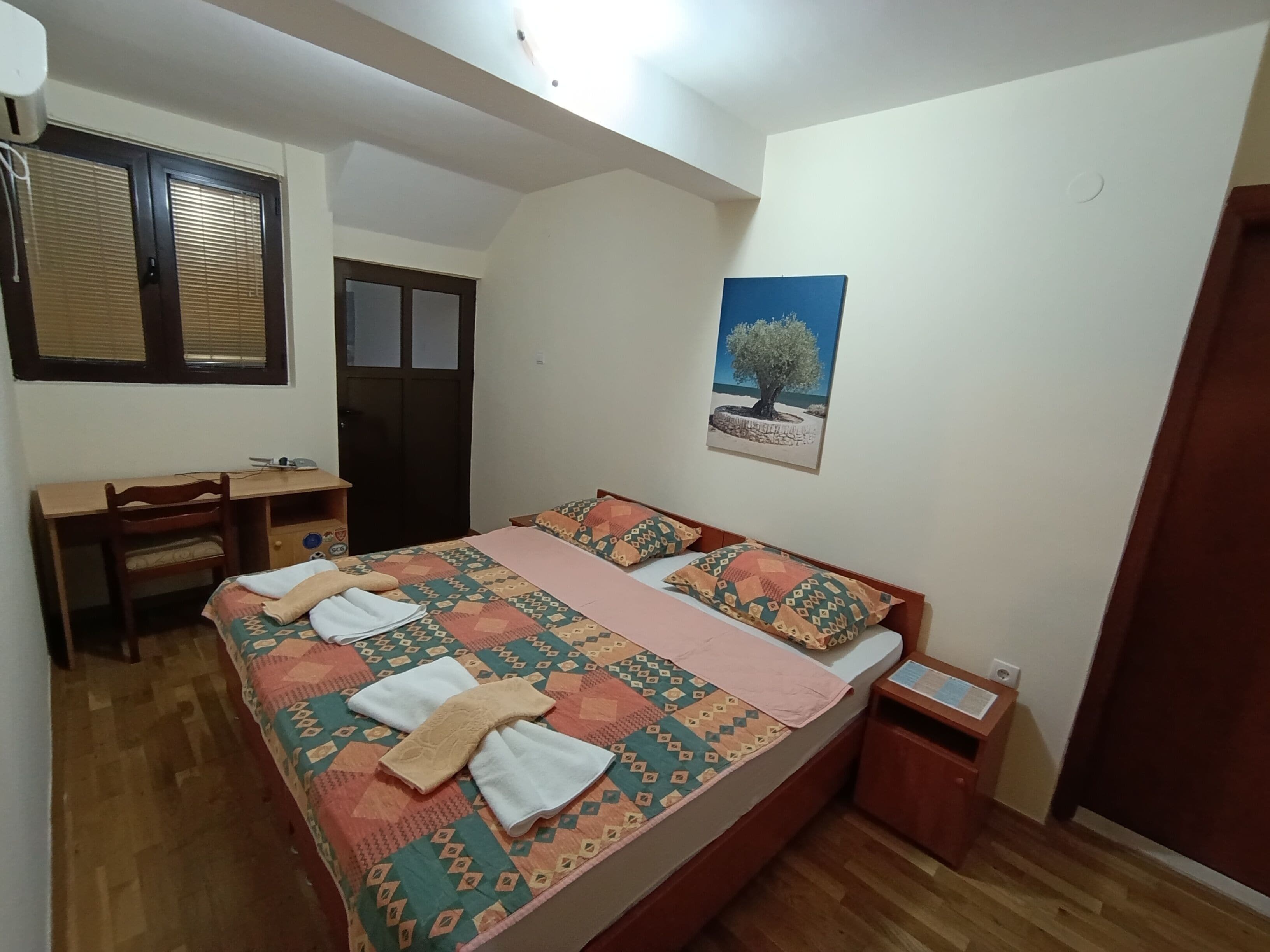 Standard Apartment, 2 Bedrooms | Free WiFi, bed sheets