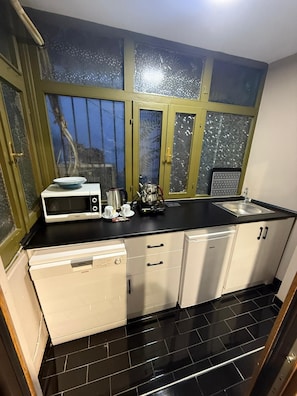 1+1 Daire Anex | Eget kjøkken