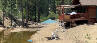 Secluded 3-bedroom cabin in Fawnskin, Big Bear