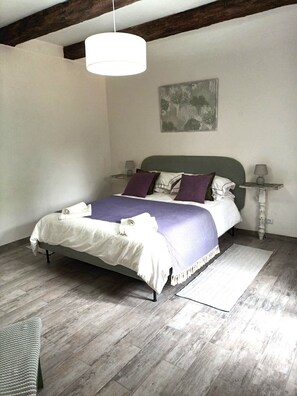 6 soverom, wi-fi og sengetøy