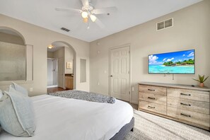 Apartment | 2 bedrooms - Family-friendly Condo With Pool, Hot Tub & Sauna (Winter Garden)