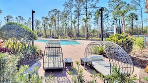 2 bedrooms - Family-friendly Condo With Pool, Sauna & Hot Tub (Winter Garden)