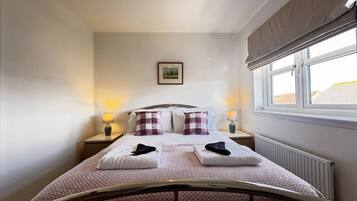 3 Schlafzimmer, Bügeleisen/Bügelbrett, WLAN, Bettwäsche