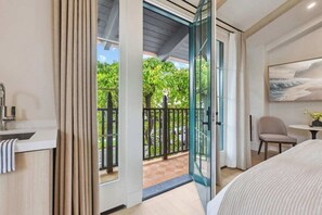 Iron/ironing board, travel cot, WiFi, bed sheets