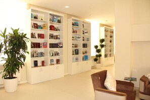 Library - Chukhur Gabala Museum Hotel (Gabala)