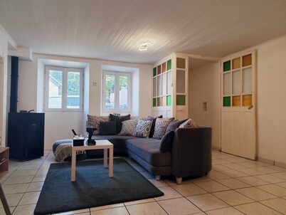 Large apartment in the center of a small village near communications,
