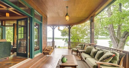 Luxe Family Home on Orange Lake w/ Private Dock!