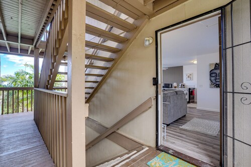 Ocean-view Condo w/ Community Perks in Waianae!