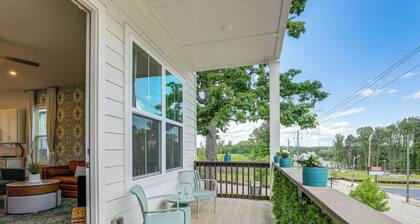 Townhome 1 Mi to Grant Park & Atlanta Beltline!