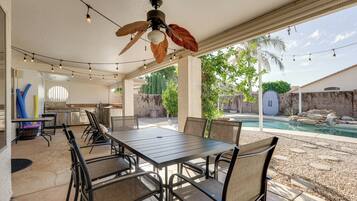 House (4 Bedrooms) | Interior