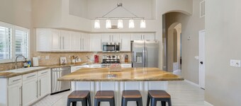 Private Pool & Patio: Spacious Gilbert Getaway!