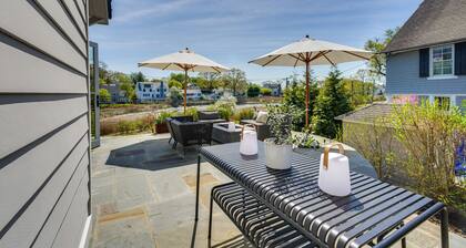 Walk to Beach: Luxe Home w/ Fire Pit in Rowayton!