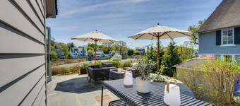 Walk to Beach: Luxe Home w/ Fire Pit in Rowayton!