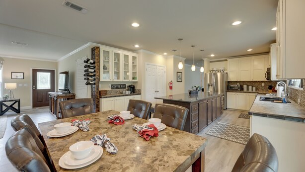 House (3 Bedrooms) | Interior - Family-friendly Rock Island Home 5 Mi to Splashway (Rock Island)