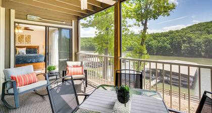 Lake & Pool Access: Lazy Days Condo w/ Balcony!