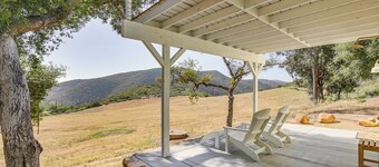 320 Acres: Farmhouse in East County San Diego