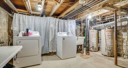 < 1 Mi to Xcel Energy Center: Walkable Hideaway!