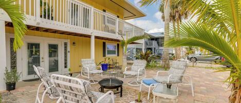 Apartment (2 Bedrooms) | Front of property