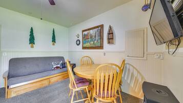 House (1 Bedroom) | Interior