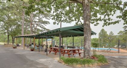 Outdoor Entertainment Areas: Greers Ferry Cottage!