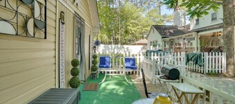 1 Mi to Dtwn: Fayetteville Studio w/ Patio