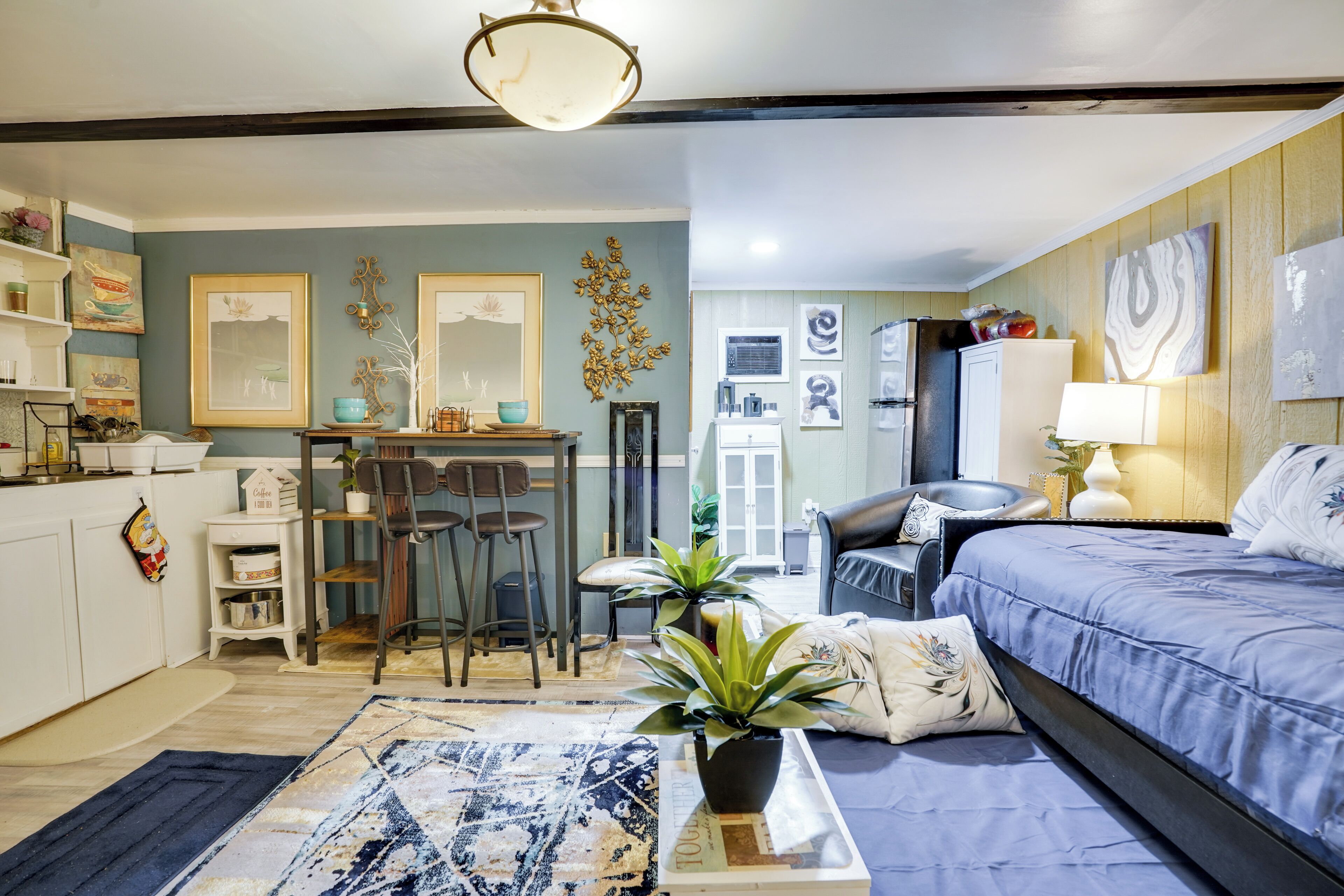 Apartment (0 Bedroom) | Interior