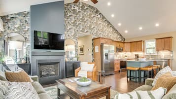 House (2 Bedrooms) | Front of property