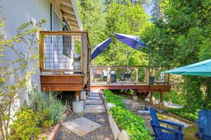 House (2 Bedrooms) | Interior - Peaceful Forest Views & Patio: Twain Harte Home (Twain Harte)