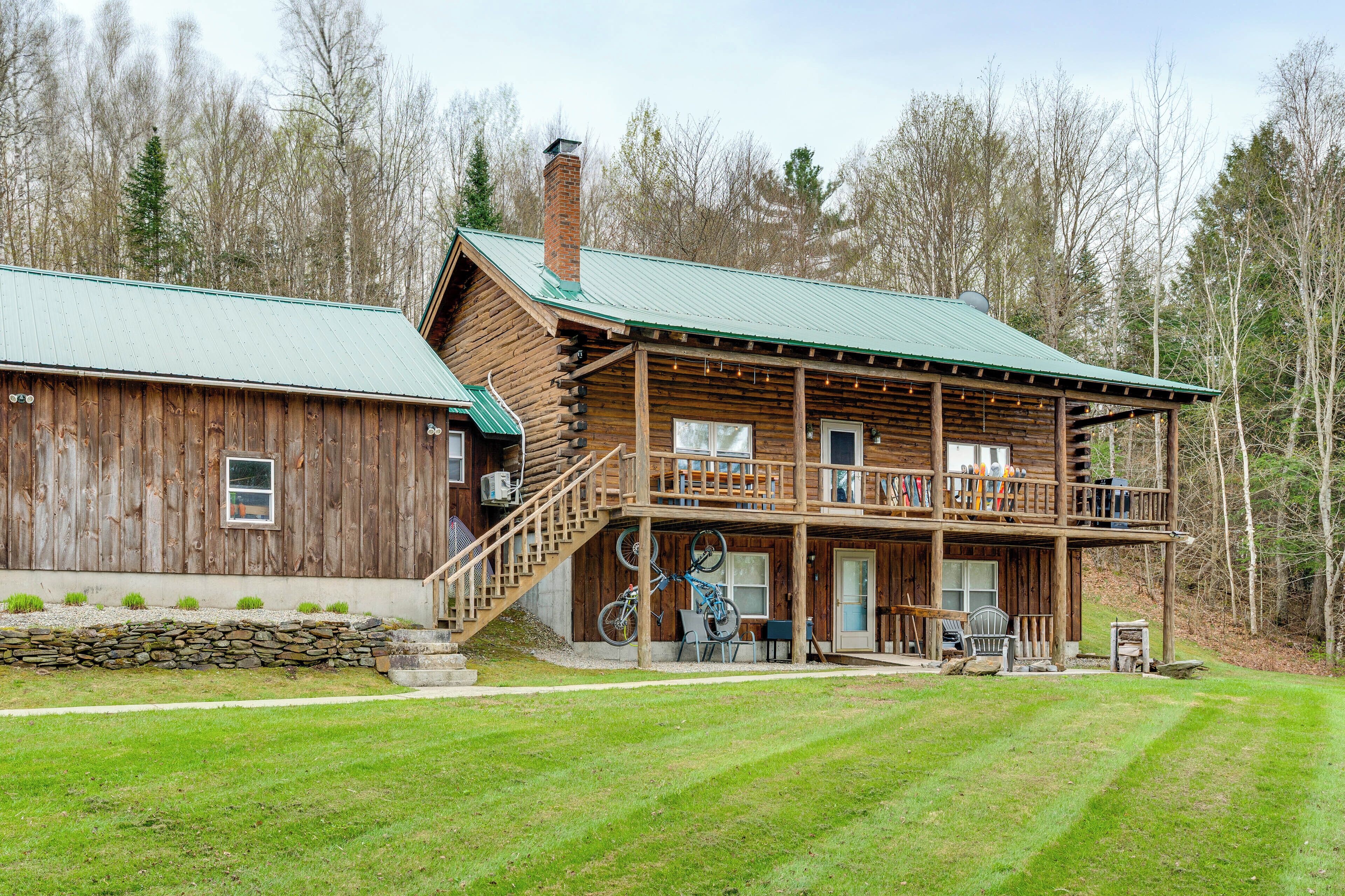 Rumah (3 Bedrooms) | Bagian depan properti