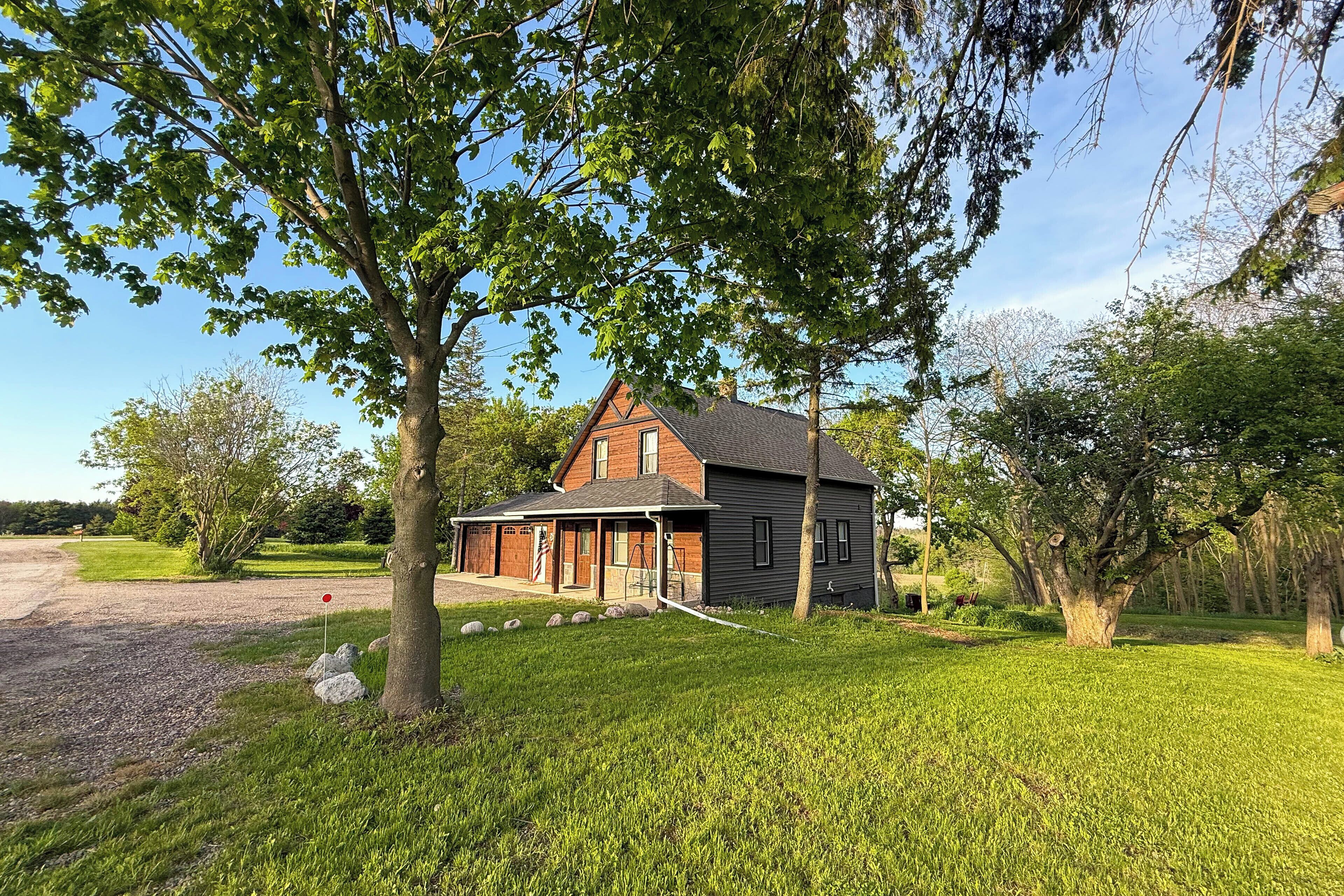 House (2 Bedrooms) | Front of property