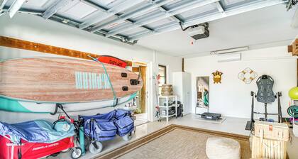 Stylish Waterfront Oasis in St Pete Beach