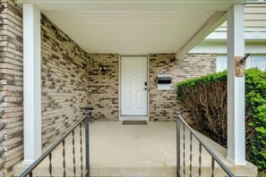 House (1 Bedroom) | Interior - 1 Mi to Freer Field: Ashland Home w/ Yard! (Ashland)