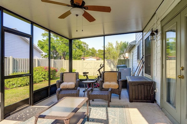 House (3 Bedrooms) | Front of property