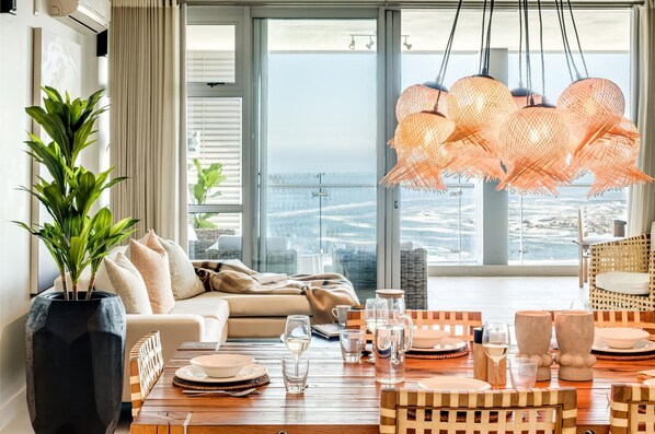 Apartment | 3 bedrooms, Internet - Secure Supreme Artistic Sea View 3bed Sunset Loft (Cape Town)
