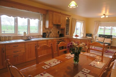 Burkes Holiday Cottages