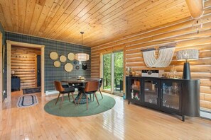 Dining - The Chippewa House - Quiet Wooded Setting (Alanson)