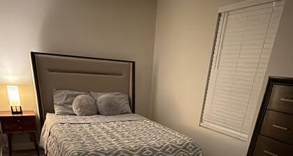 Modern 3-Bedroom Apartment In Hickory, Close to Everything!