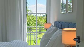 3 bedrooms, iron/ironing board, travel crib, free WiFi