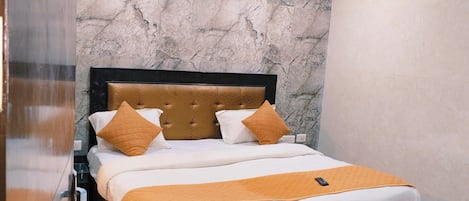 Habitación clásica doble | Wifi gratis y ropa de cama