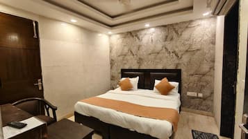 Classic Double Room | Free WiFi, bed sheets