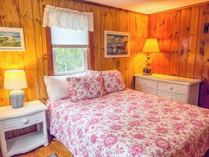 2 Schlafzimmer, Bügeleisen/Bügelbrett, kostenloses WLAN