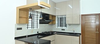 Charming 3-bedroom bungalow with WiFi in Bengaluru